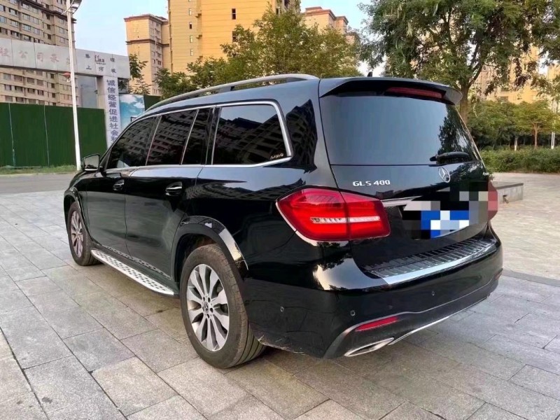 東營19年奔馳GLS7