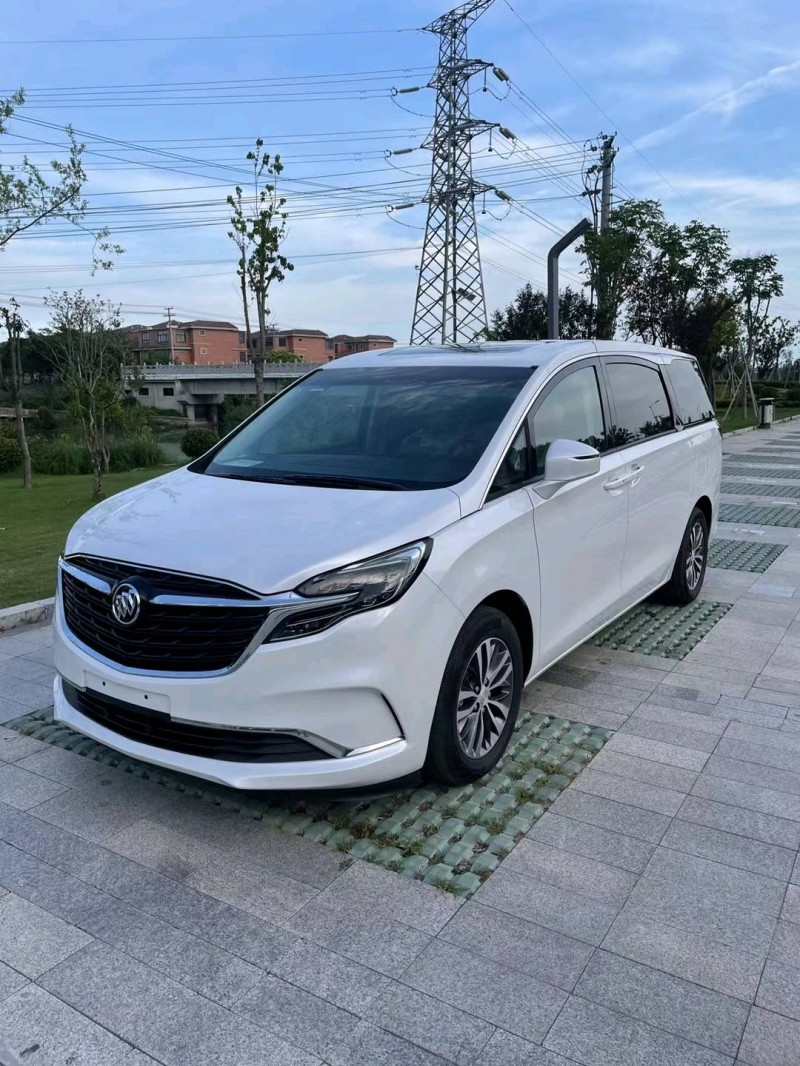 徐州22年别克GL82