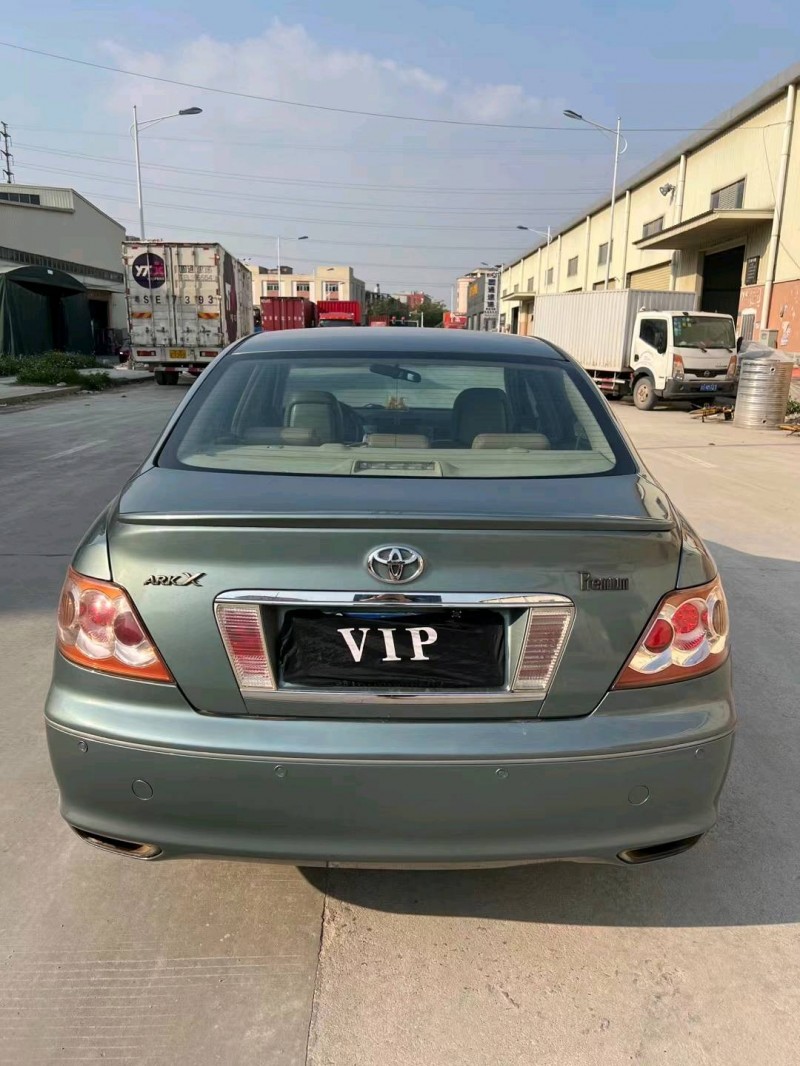 东莞08年丰田锐志9