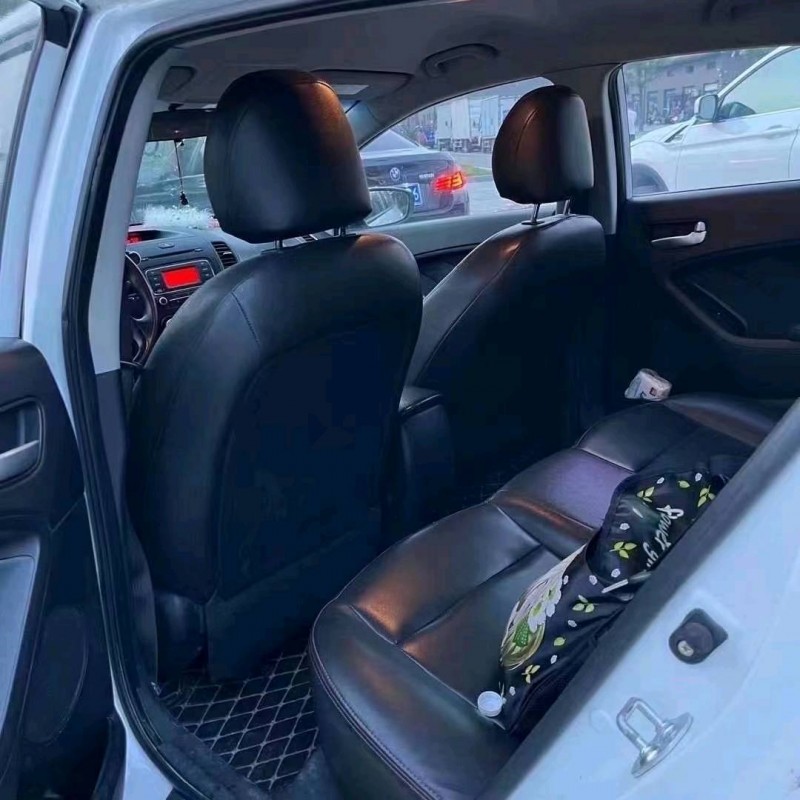 济宁16年起亚K3S9