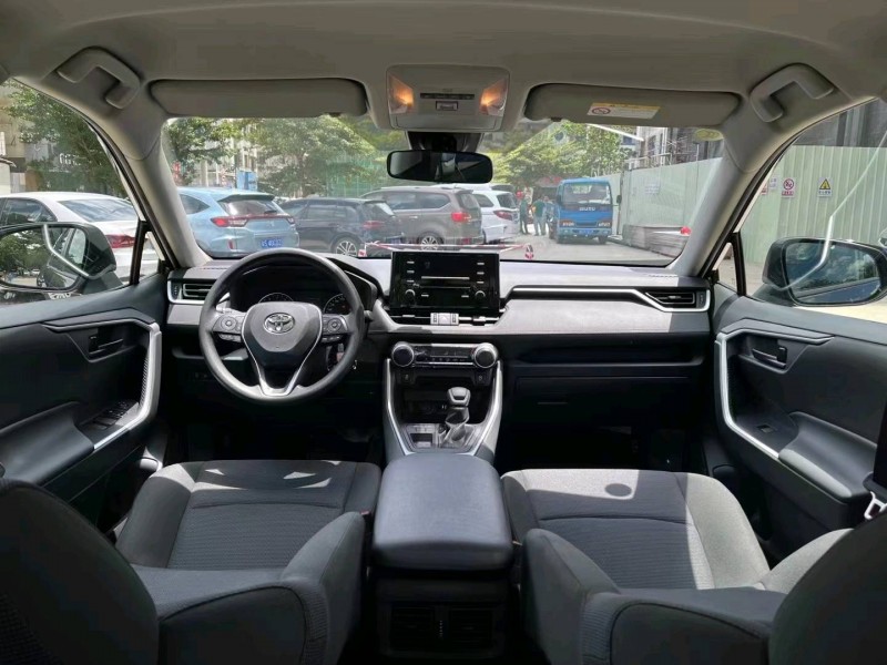东莞21年丰田RAV4荣放4