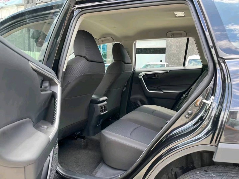 东莞21年丰田RAV4荣放5