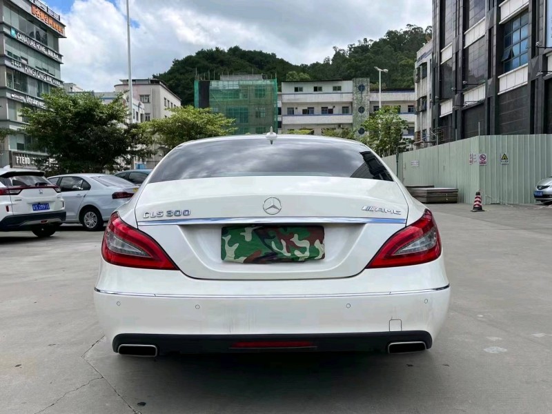 东莞13年奔驰CLS9