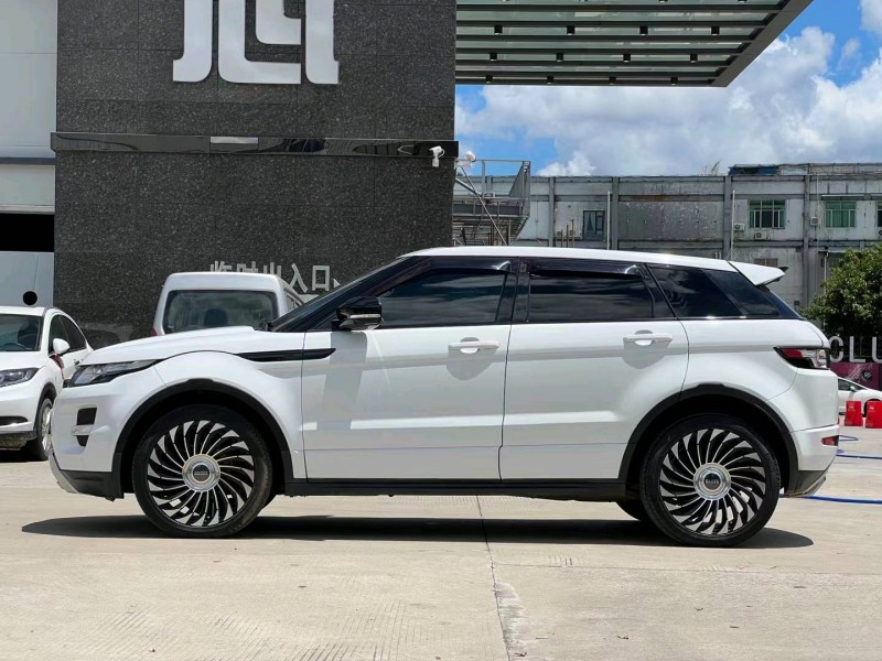 东莞13年路虎极光4