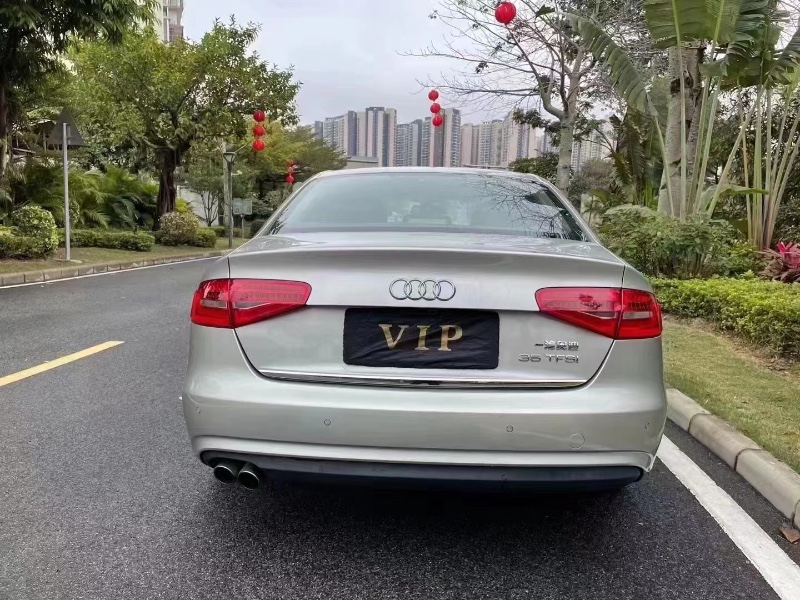 廣州14年奧迪A4L7
