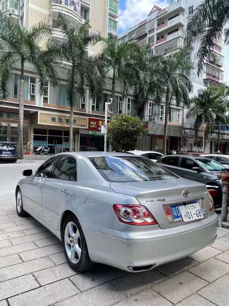 佛山09年丰田锐志3