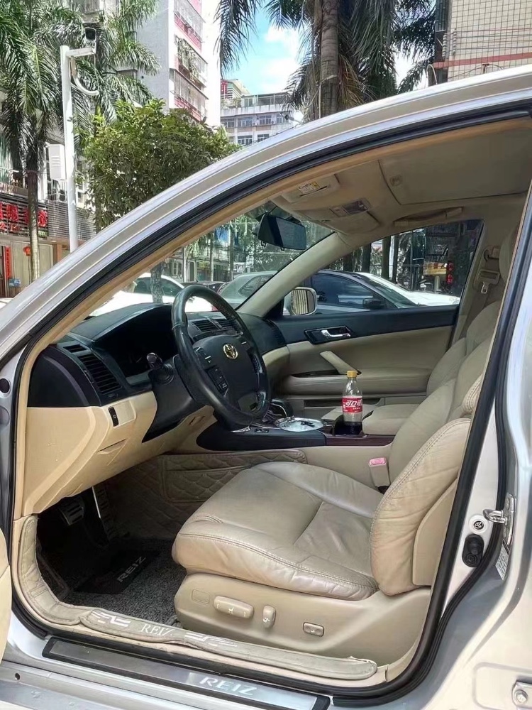 佛山09年丰田锐志7