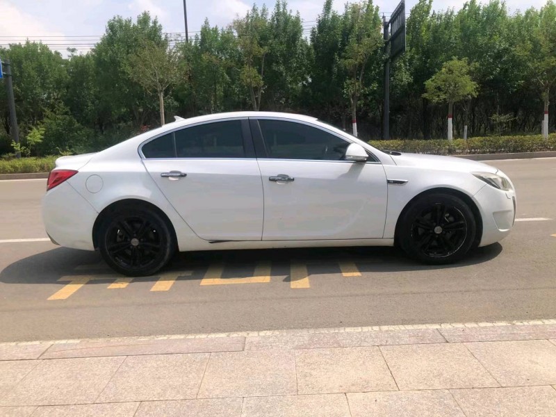 枣庄11年别克君威7