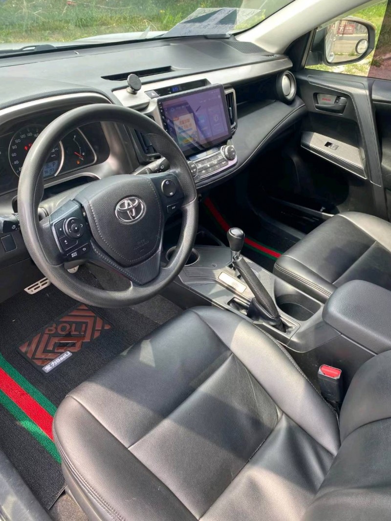 沈阳14年丰田RAV4荣放7