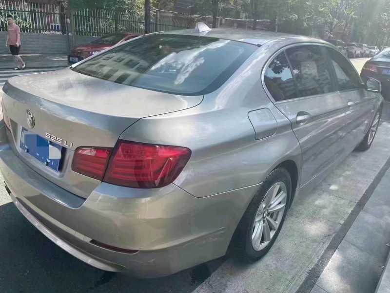 北京13年宝马5系7