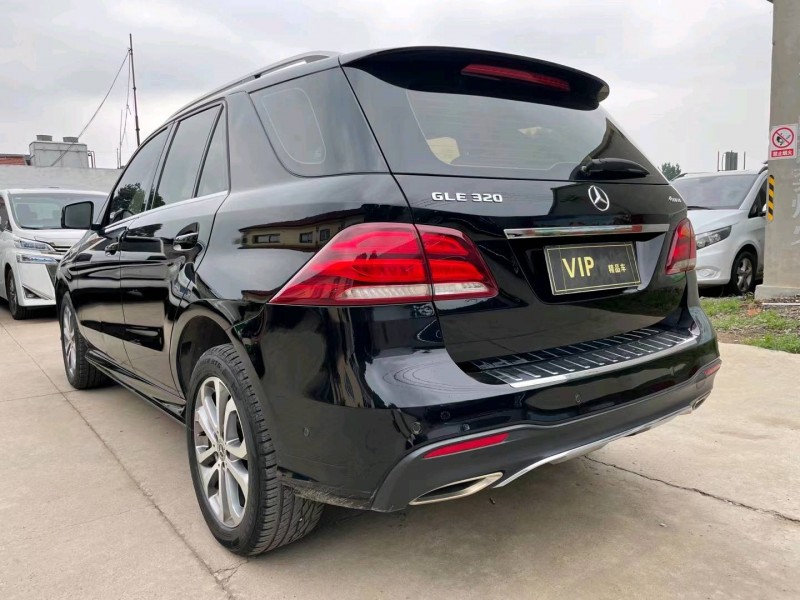 潍坊17年奔驰GLE8