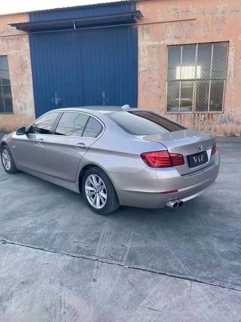 济宁13年宝马5系5