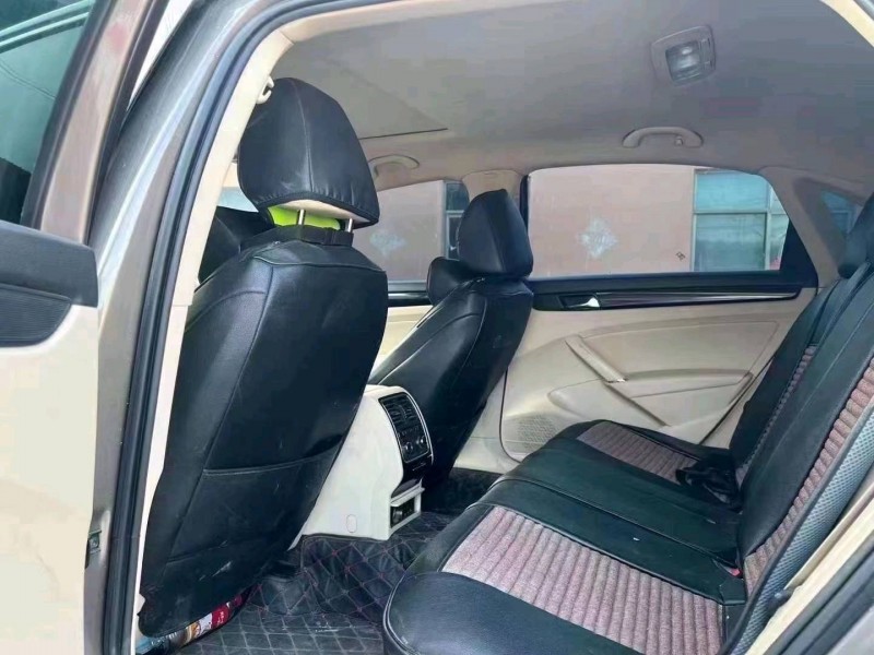 济宁12年大众帕萨特7