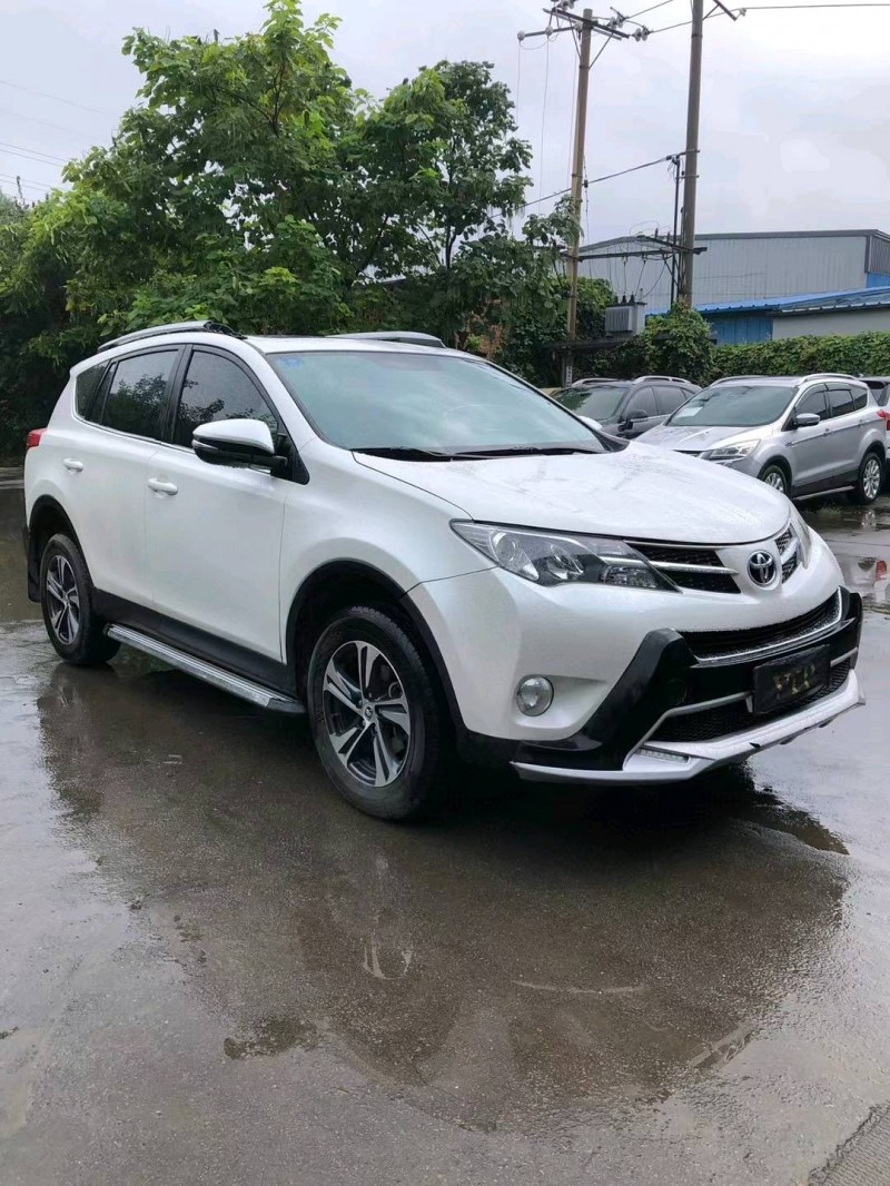 沈阳16年丰田RAV4荣放3