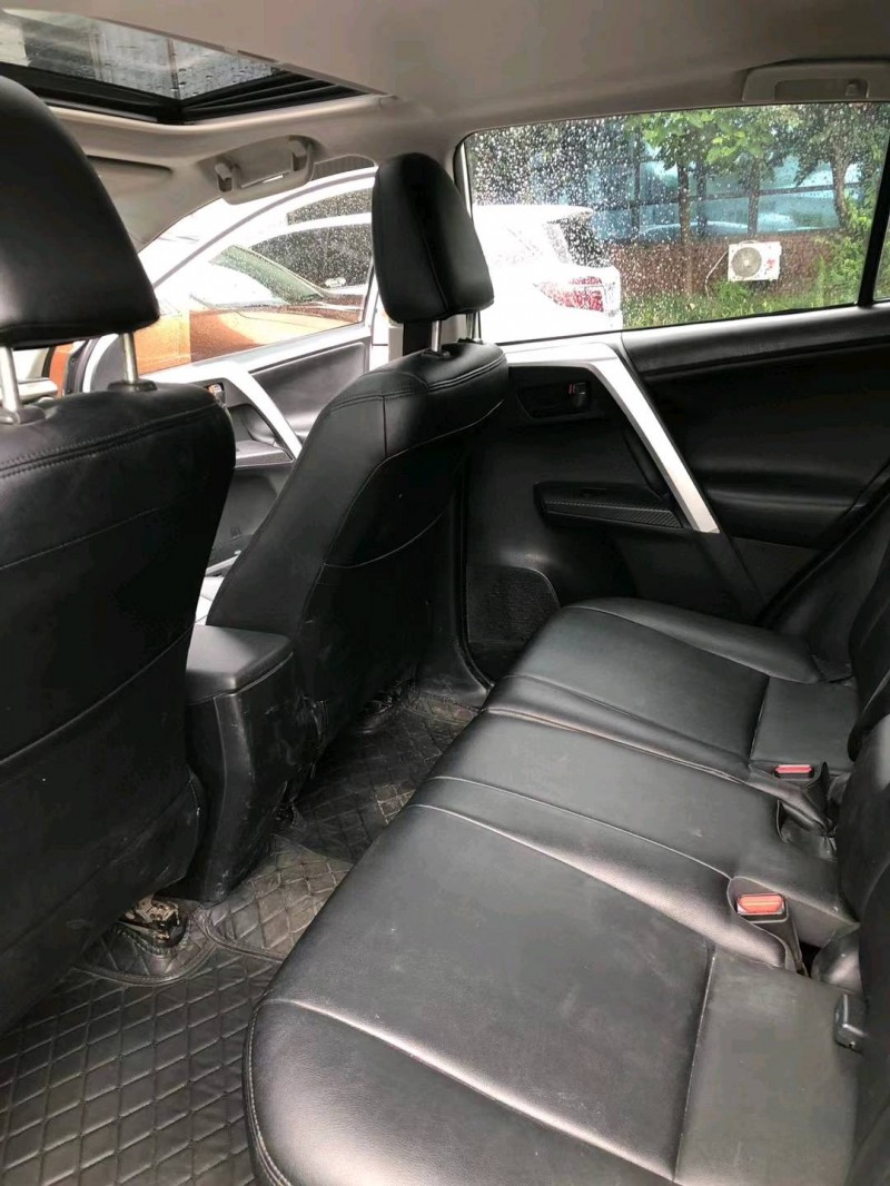 沈阳16年丰田RAV4荣放8
