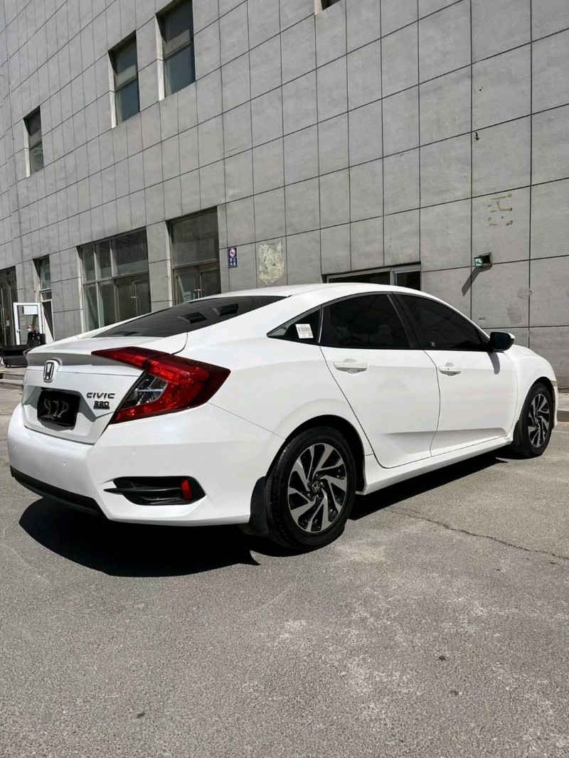 沈阳17年本田思域4