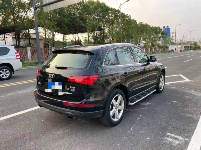 北京14年奥迪Q58