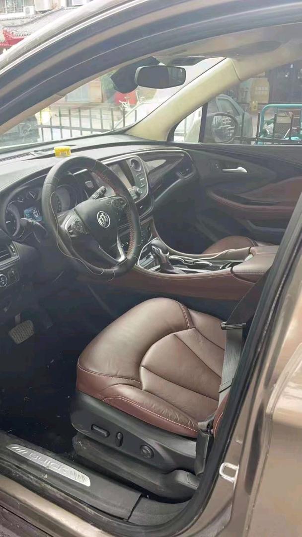 枣庄18年别克昂科威2