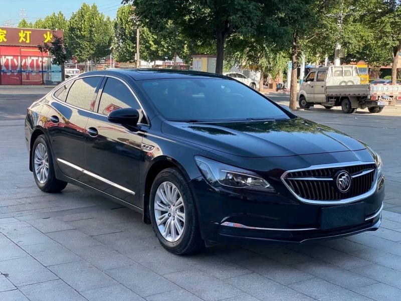 青岛18年别克君越7