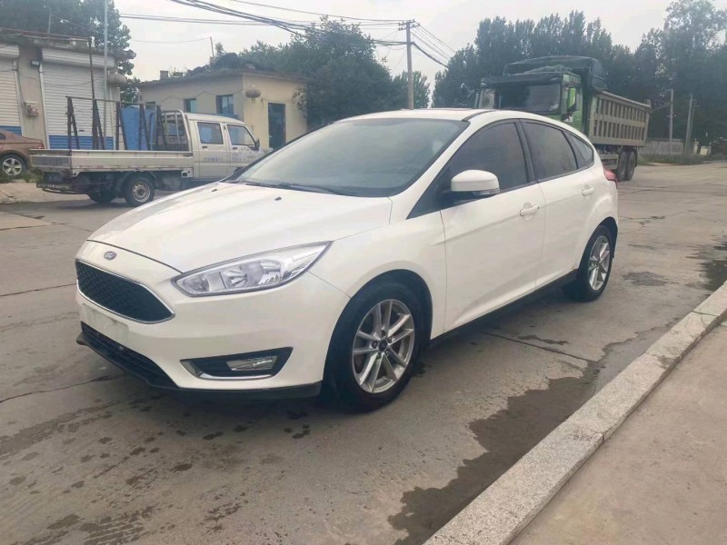 东营16年福特福克斯3