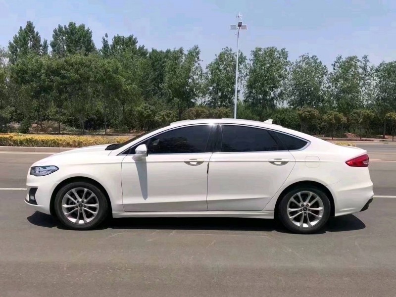 枣庄20年福特蒙迪欧8