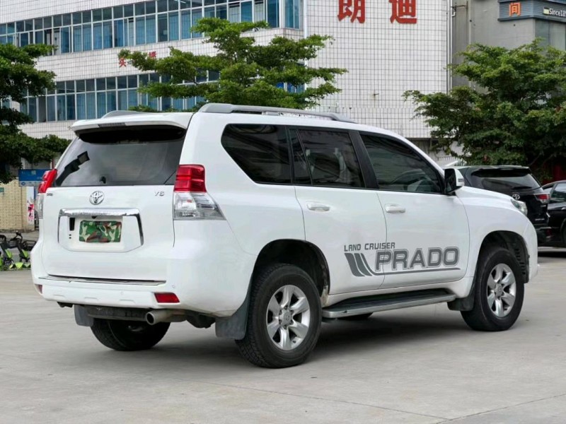 东莞13年丰田普拉多7