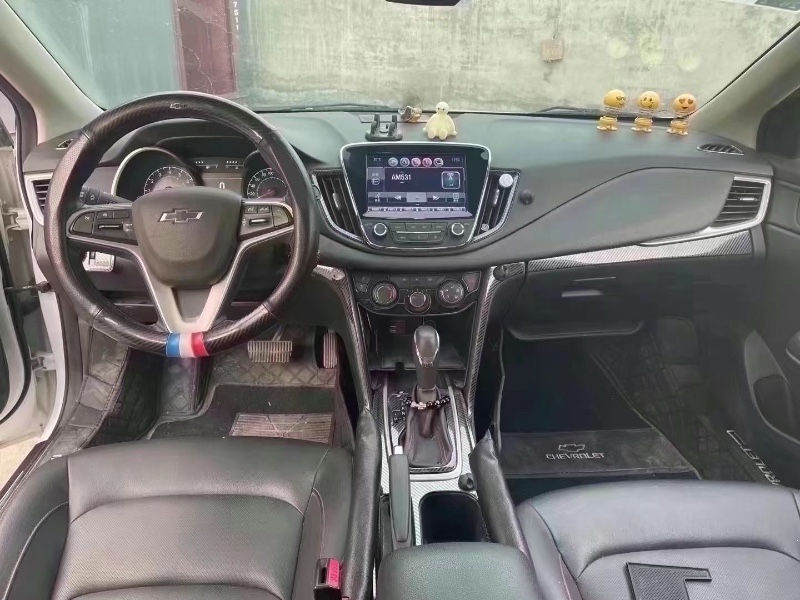 济宁20年雪佛兰科鲁泽5