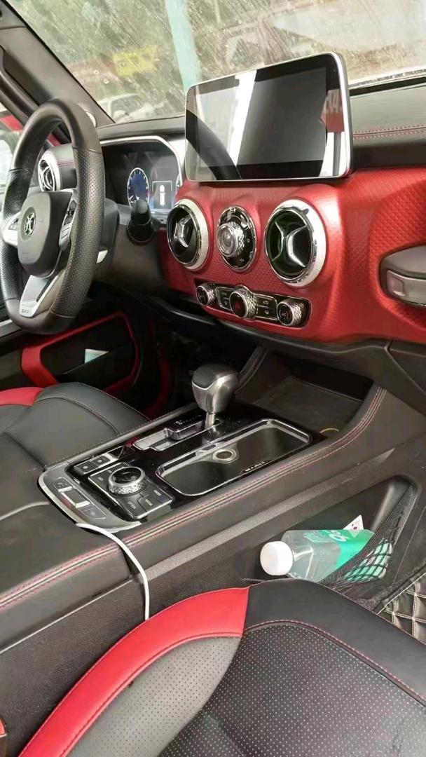 贵阳20年北京BJ404