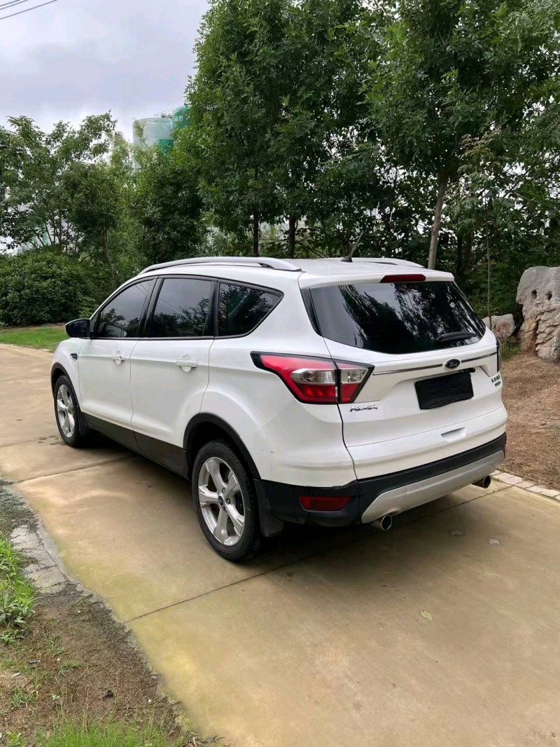 枣庄17年福特翼虎7