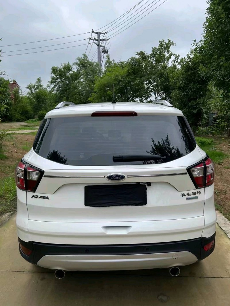 枣庄17年福特翼虎9