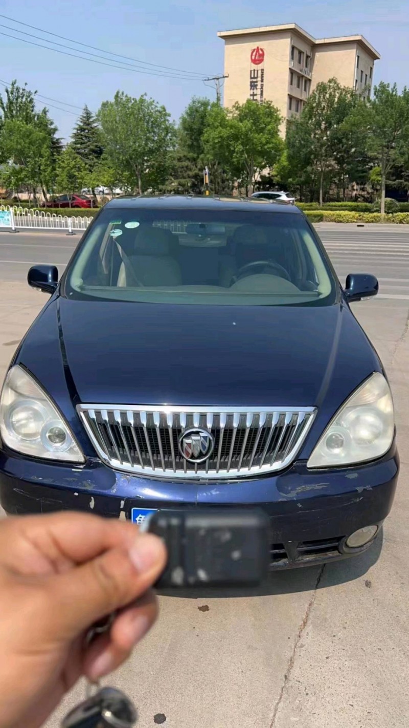 烟台15年别克GL81