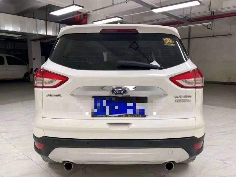 成都14年福特翼虎8