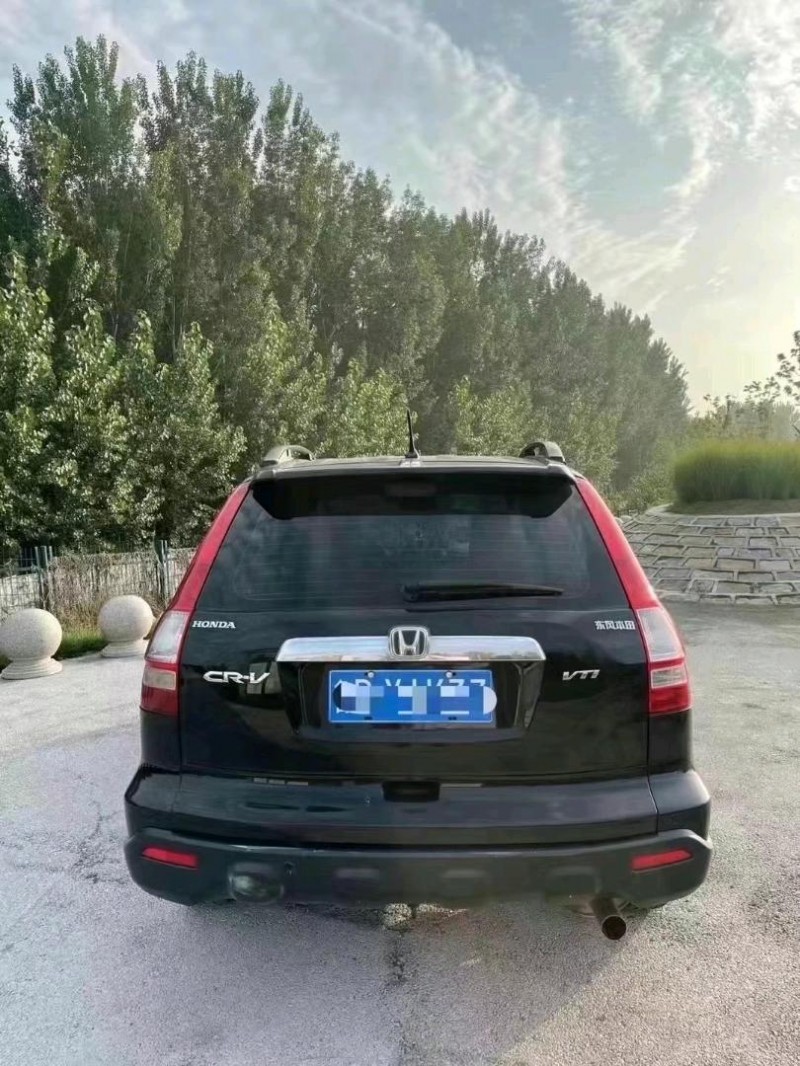 東營09年本田CR-V5