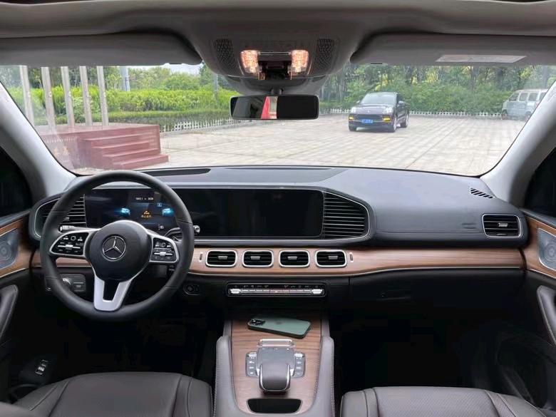 盐城22年奔驰迈巴赫GLE7