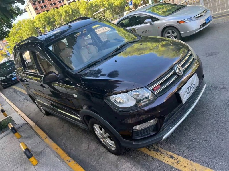 北京17年东风风光3