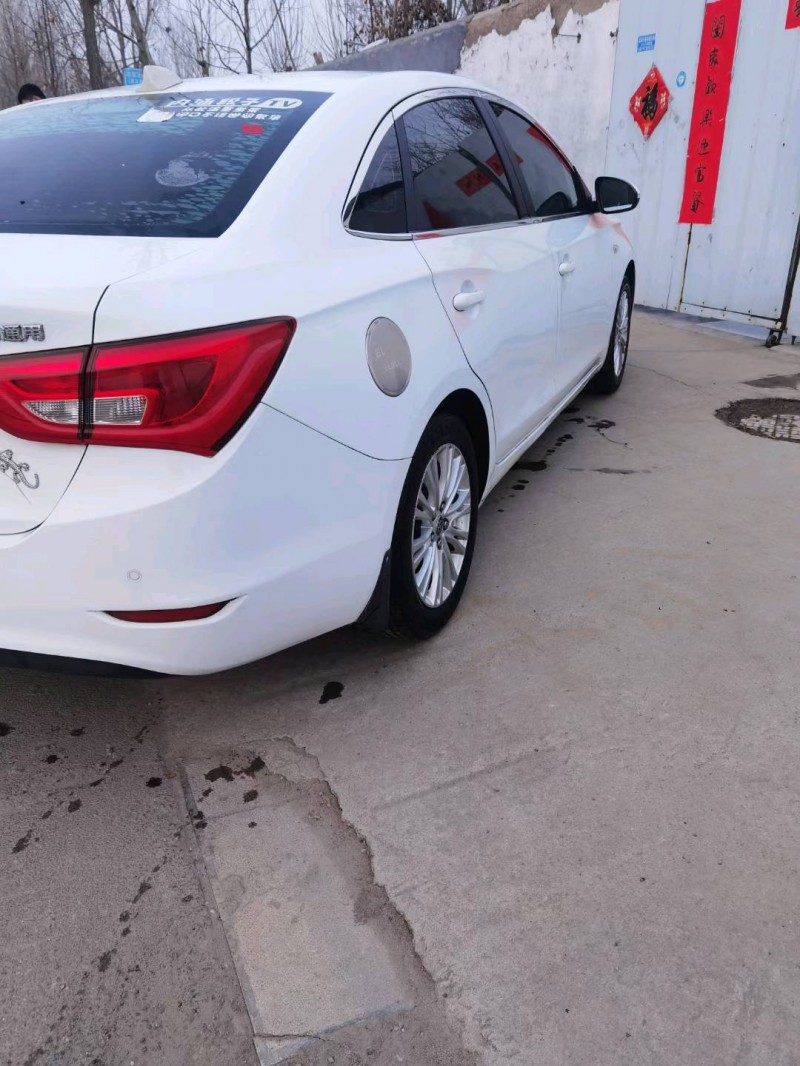 济宁15年别克英朗GT4