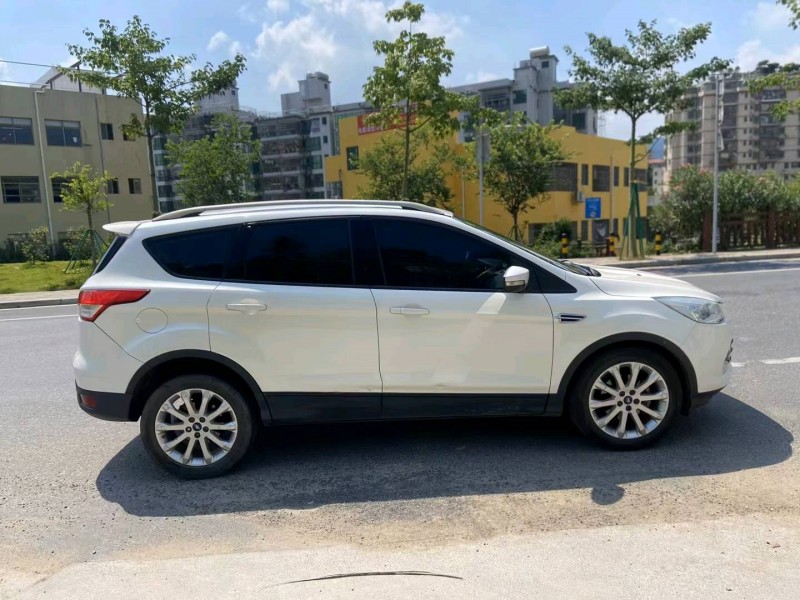 广州13年福特翼虎4