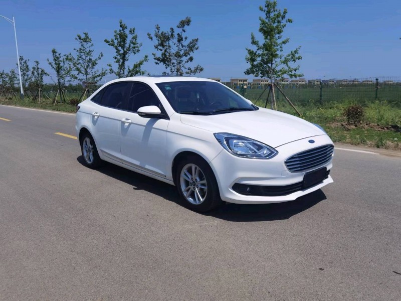 徐州19年福特福睿斯2