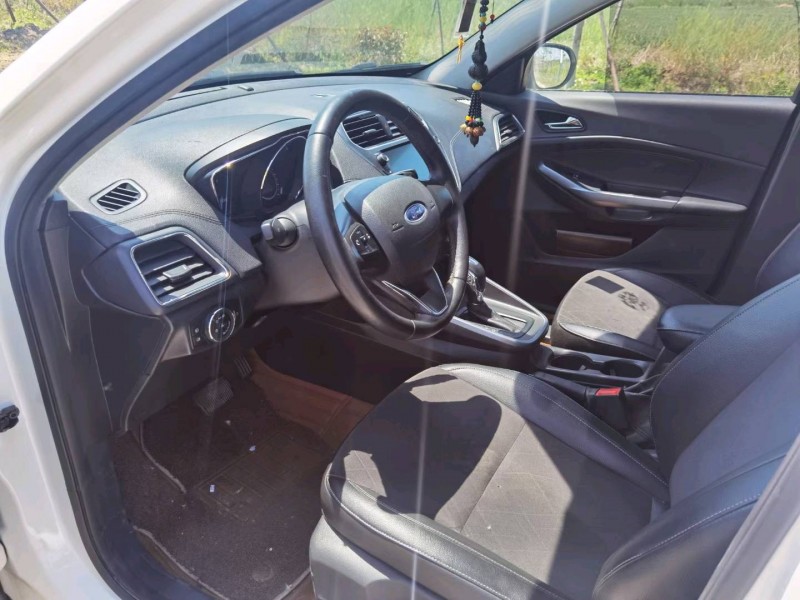 徐州19年福特福睿斯5