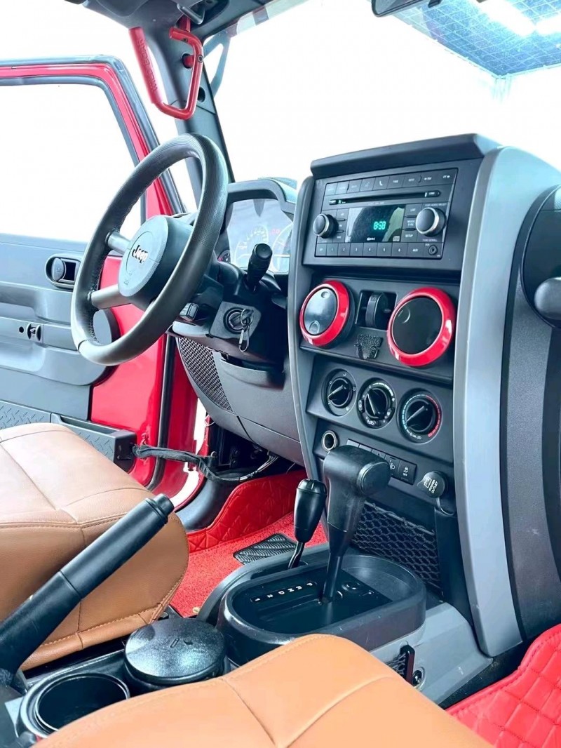 臨沂10年Jeep牧馬人4