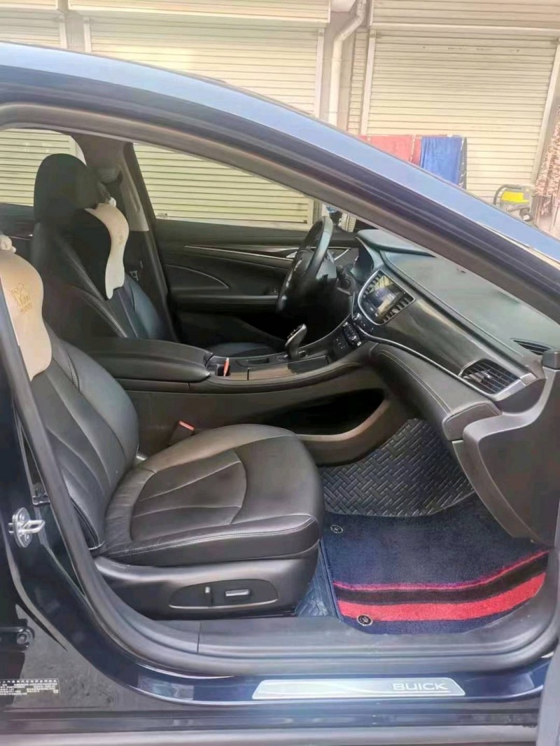 邵阳20年别克君越3