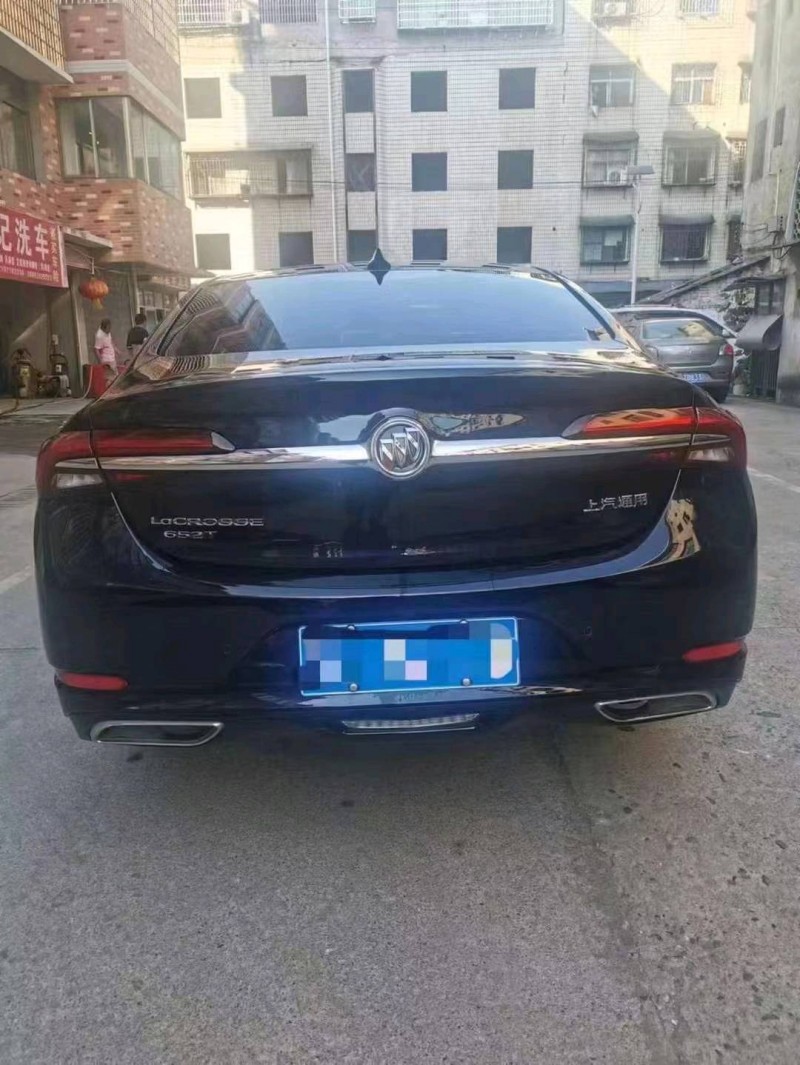 邵阳20年别克君越6