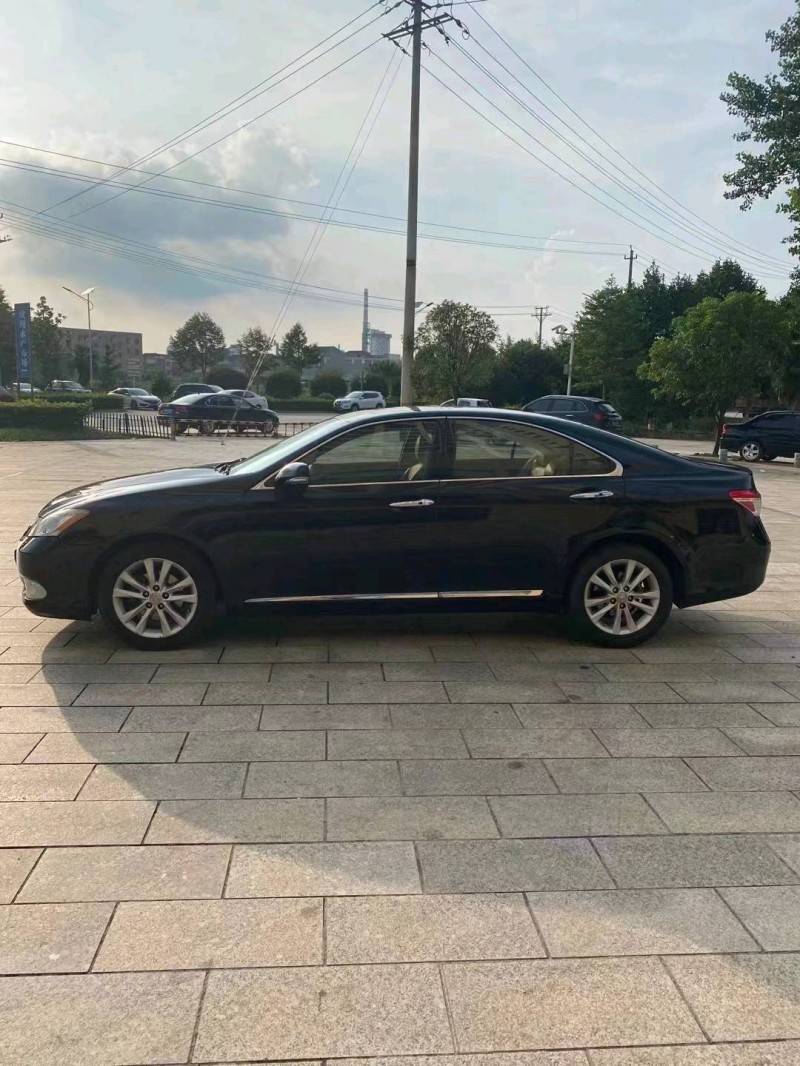 北京11年雷克萨斯ES3