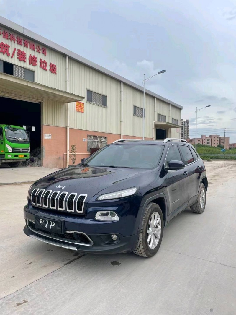 東莞19年Jeep自由光3