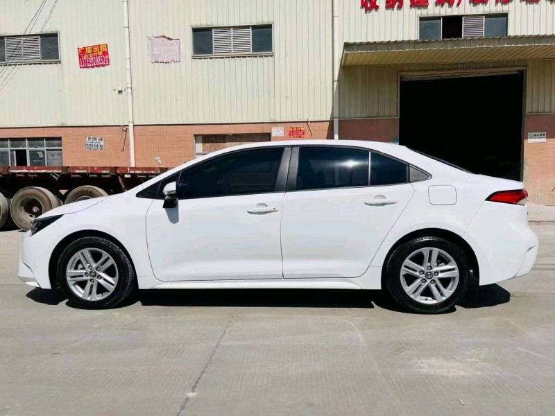 东莞21年丰田雷凌8