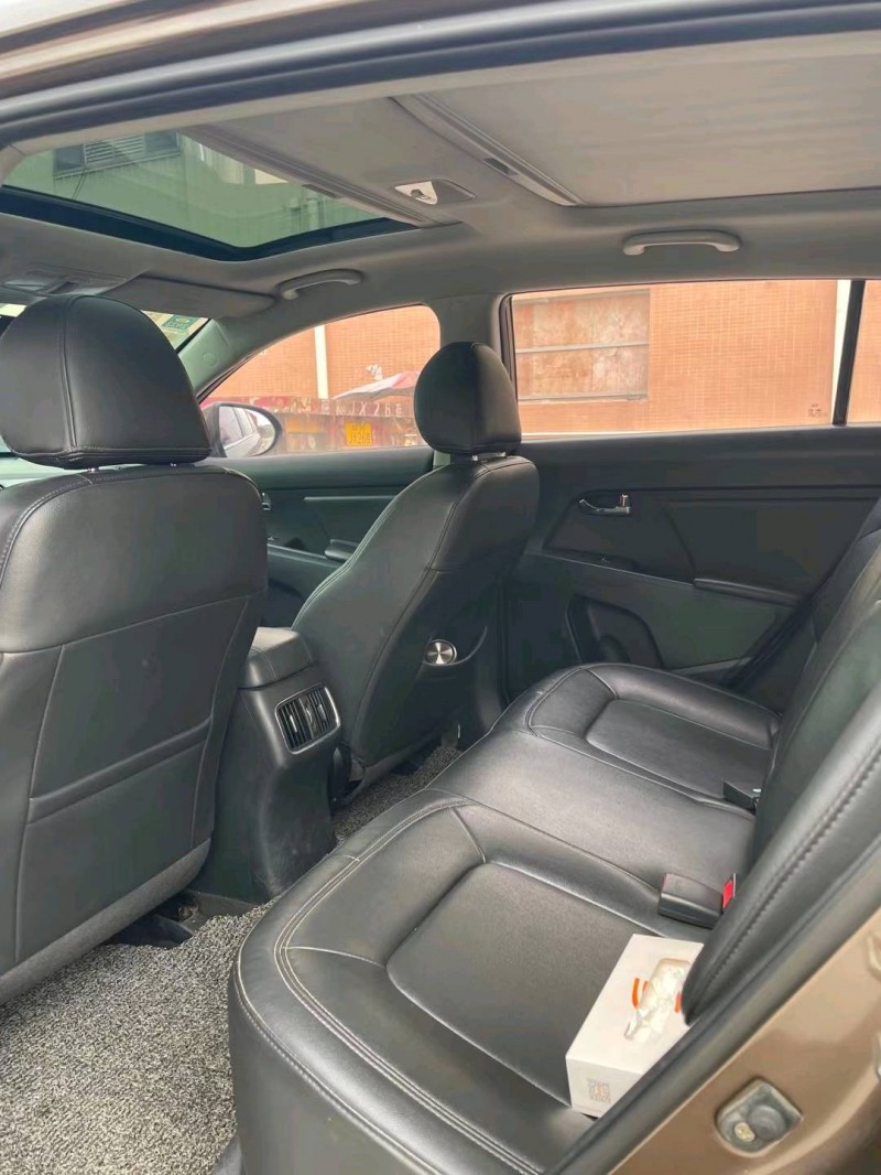 东莞14年起亚智跑5