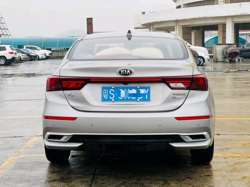 东莞19年起亚K39