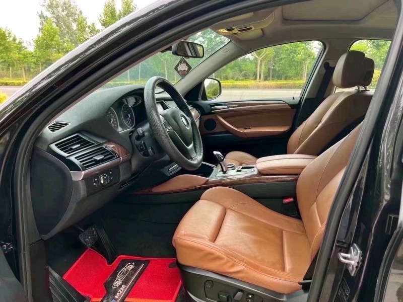 北京11年宝马X65