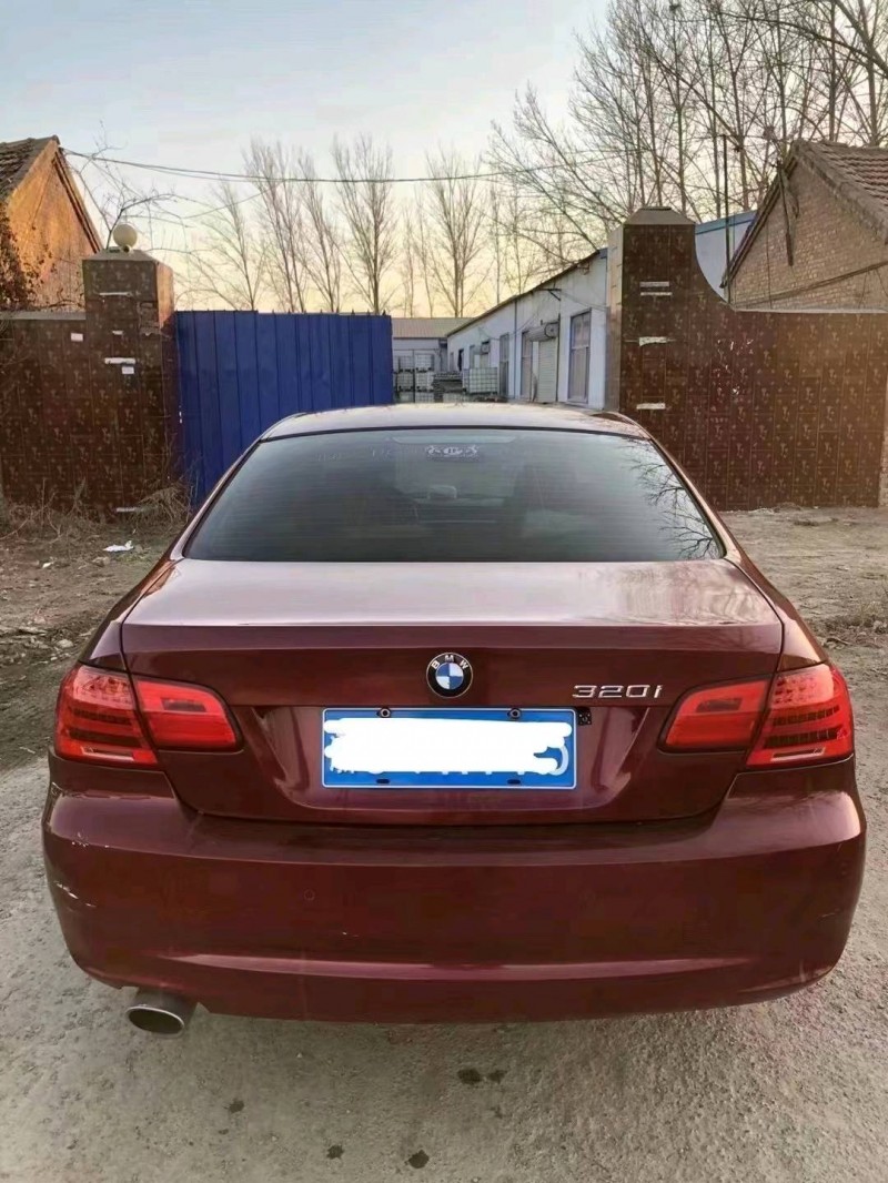 北京11年宝马3系6