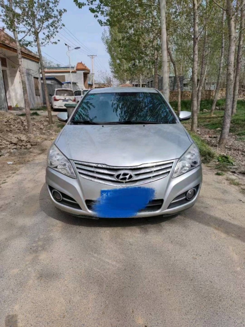 北京14年现代悦动1